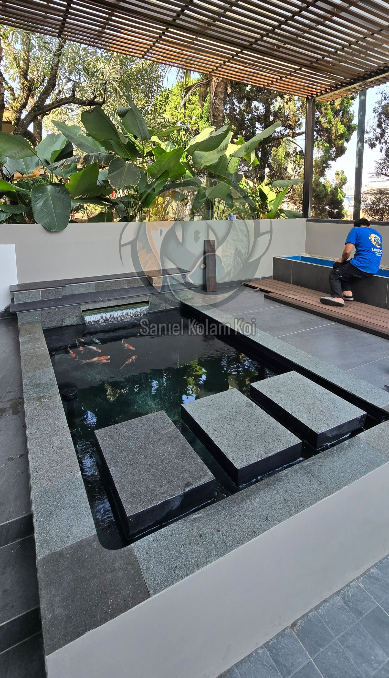Singgasana 73 Bandung, 5.04 Ton, 3.1m x 2m x 0.8m